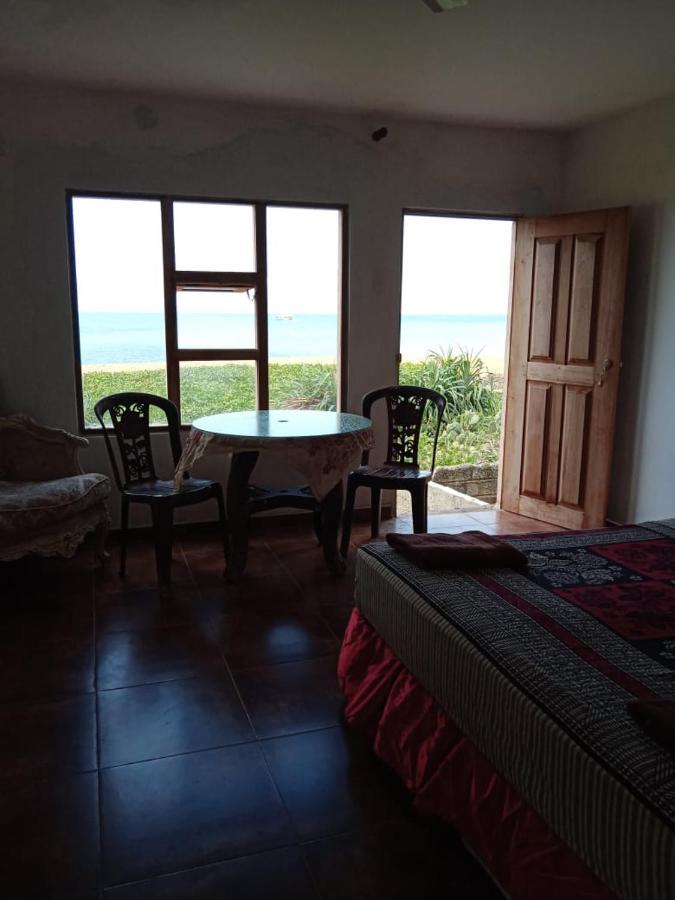Wennappuwa Sea Bay Resort מראה חיצוני תמונה