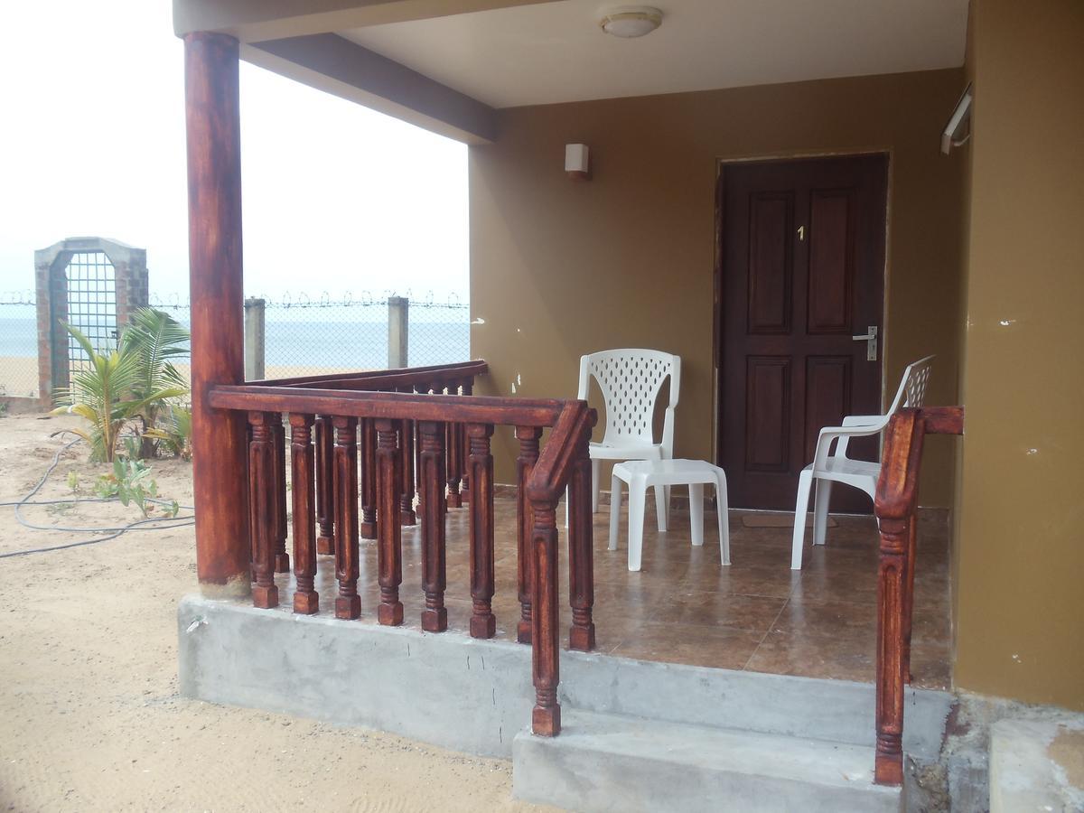 Wennappuwa Sea Bay Resort מראה חיצוני תמונה